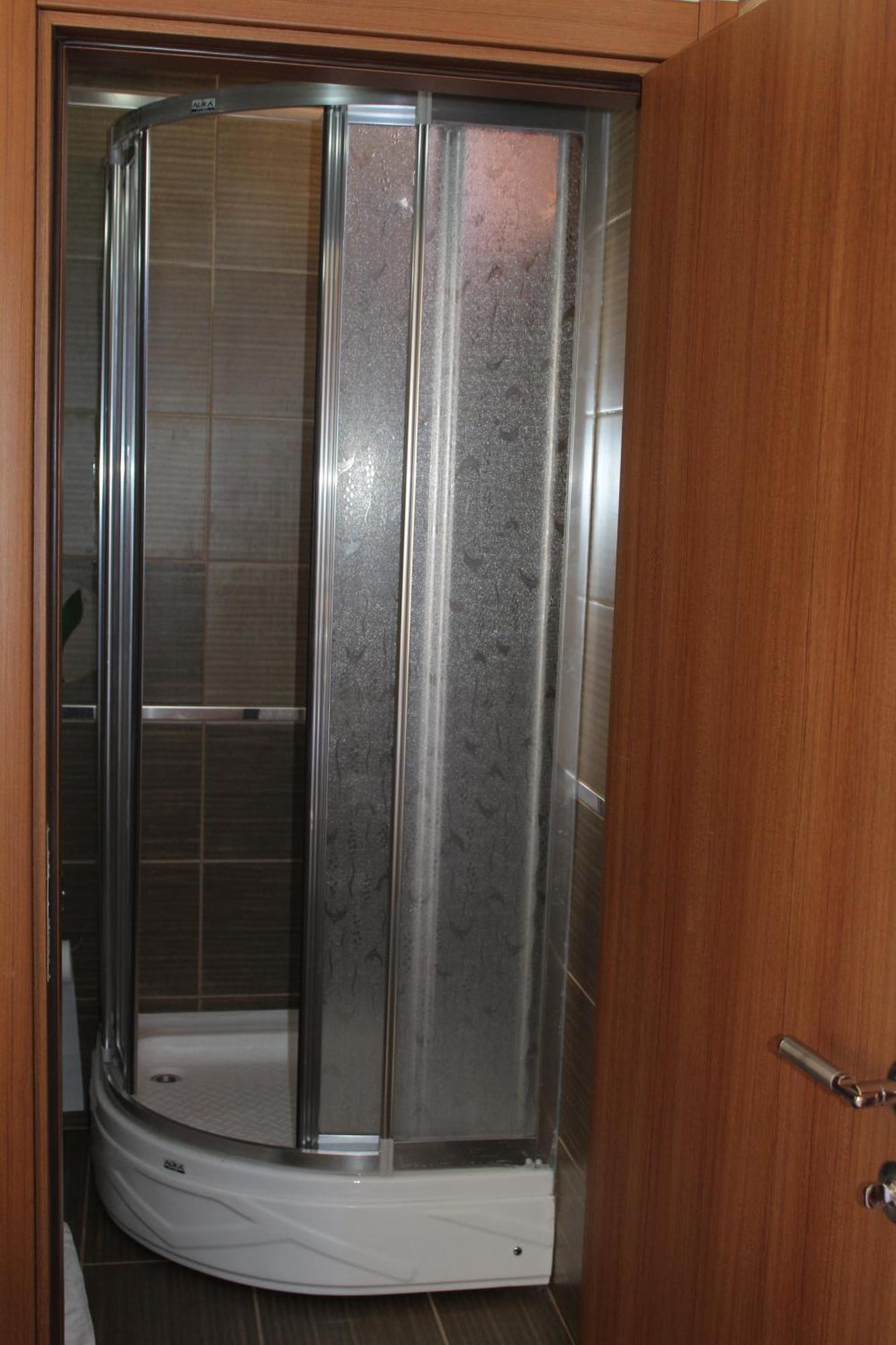 Oz-Ay Hotel Surmene Bilik gambar